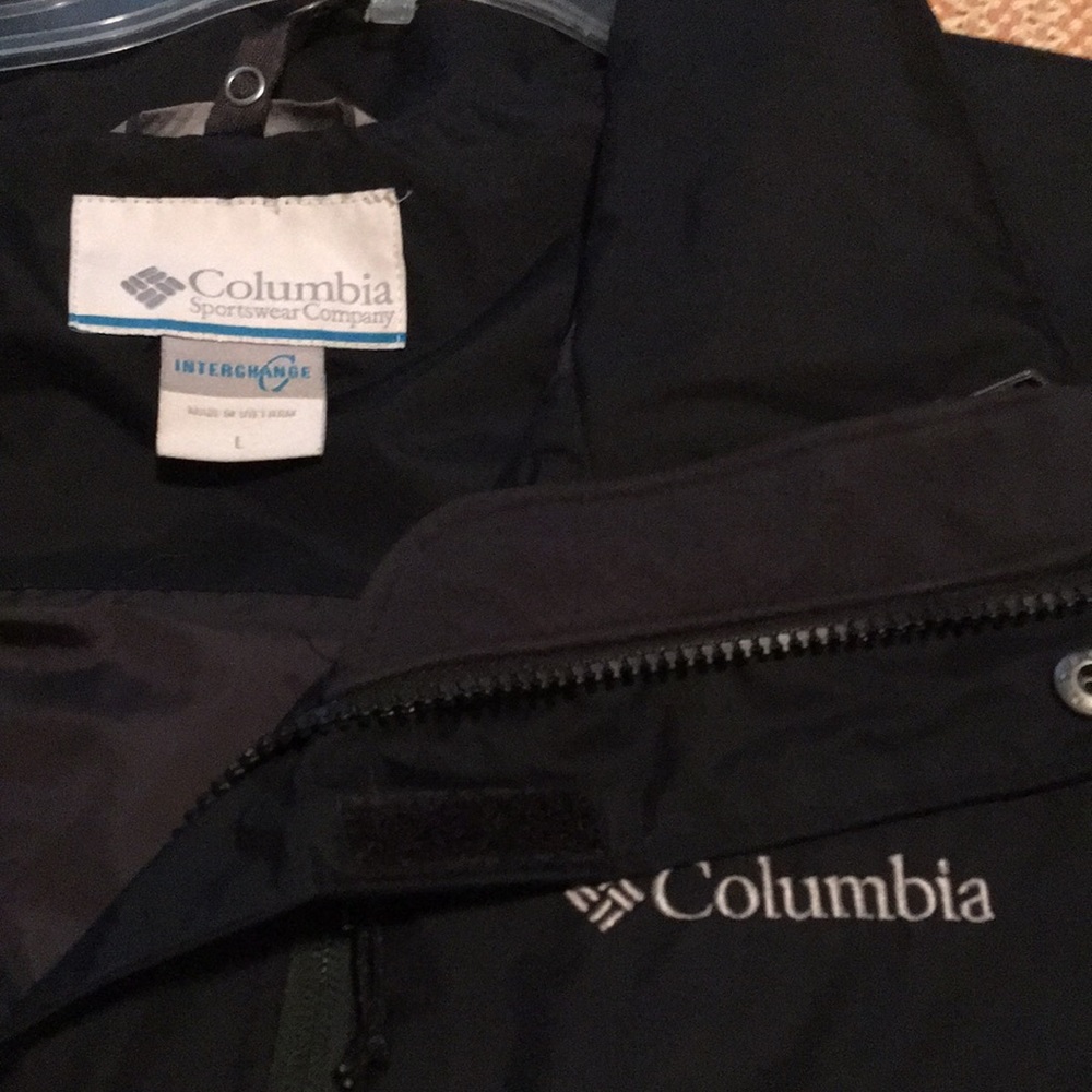 Columbia weatherproof jacket - Picture 2 of 4
